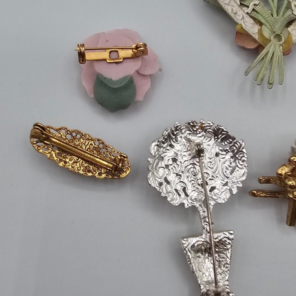 Vtg Porcelain Resin Rose Brooch Lot Victorian Revival Garden Spring Cottagecore - Picture 10 of 14